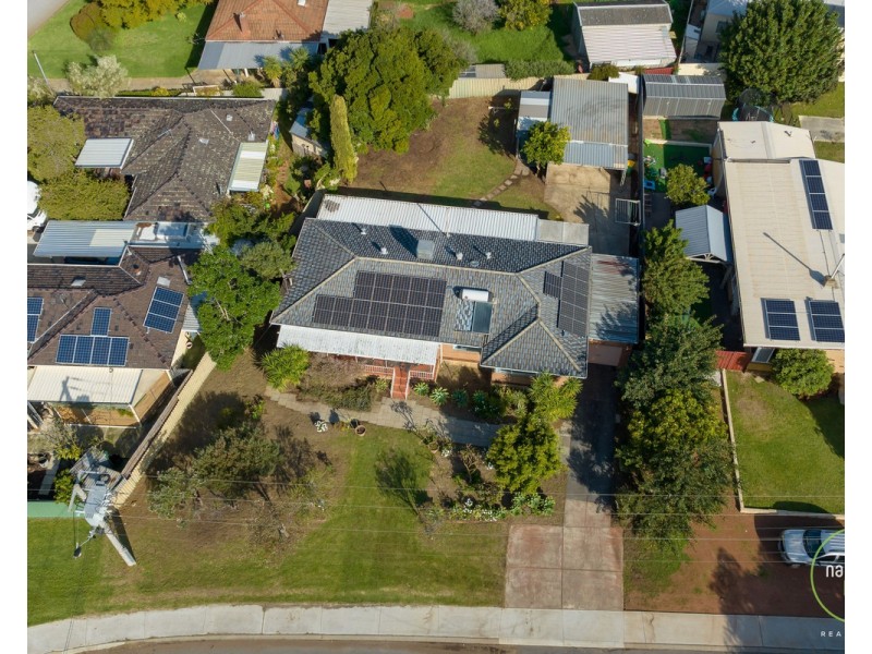 9 Mountain View, Kelmscott WA 6111