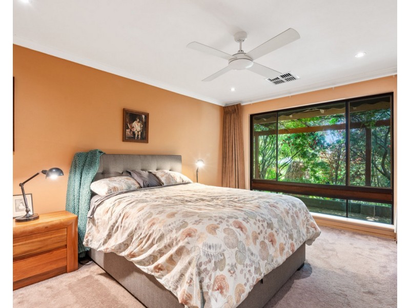 2 Bullockbush Road, Kelmscott WA 6111