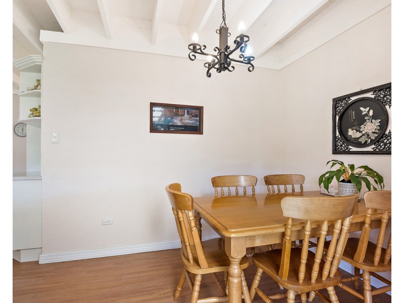 14 Jade Street, Mount Richon WA 6112