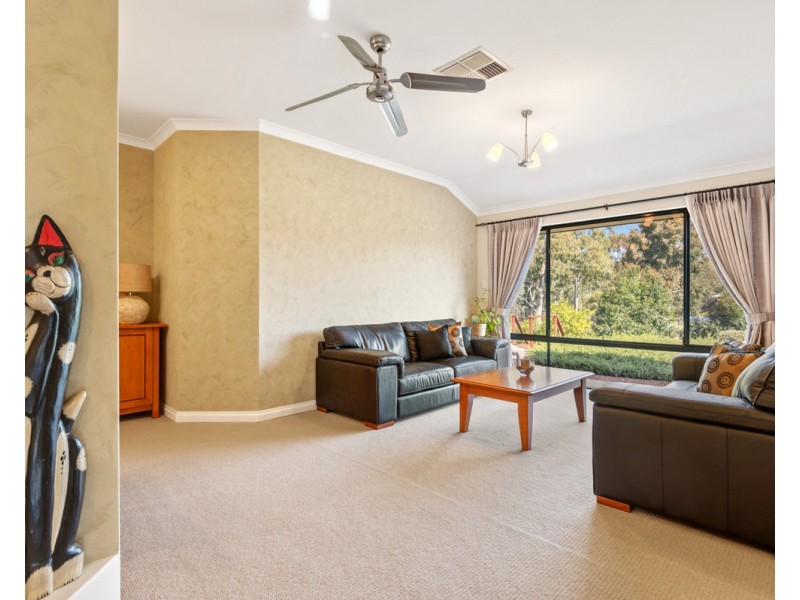 9 Cartland Court, Bedfordale WA 6112