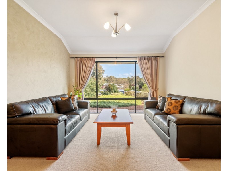 9 Cartland Court, Bedfordale WA 6112