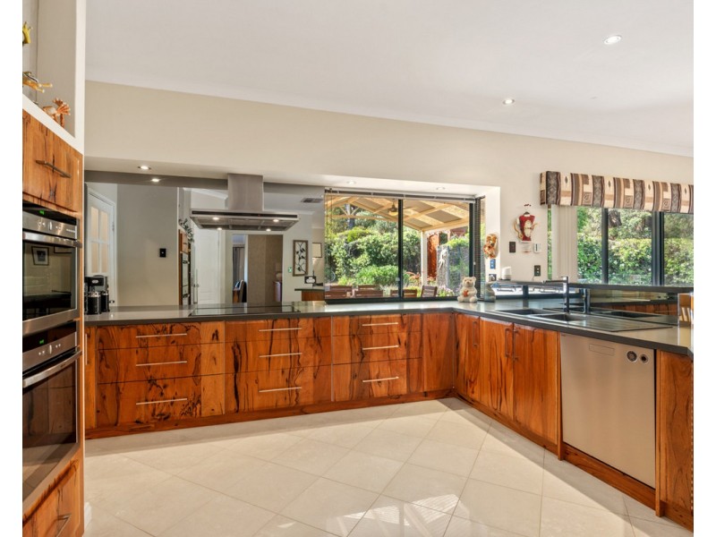 9 Cartland Court, Bedfordale WA 6112