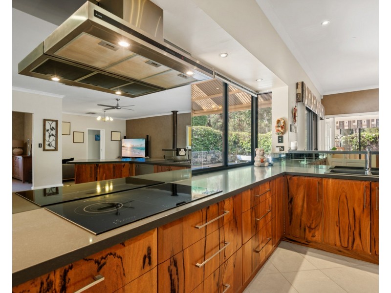 9 Cartland Court, Bedfordale WA 6112