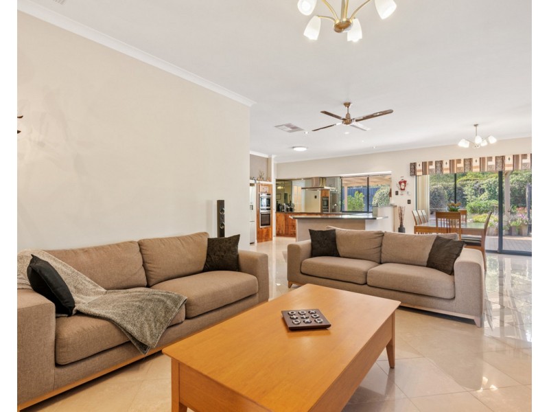 9 Cartland Court, Bedfordale WA 6112