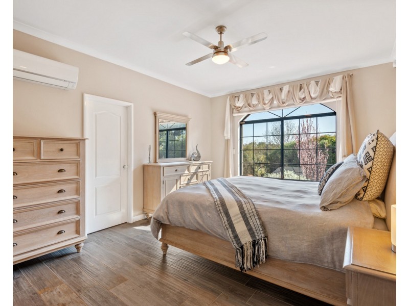 9 Cartland Court, Bedfordale WA 6112