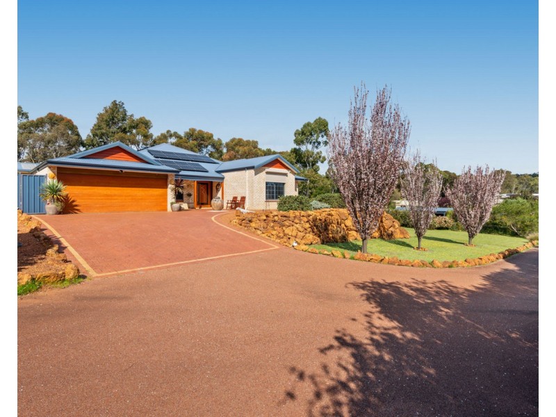 9 Cartland Court, Bedfordale WA 6112