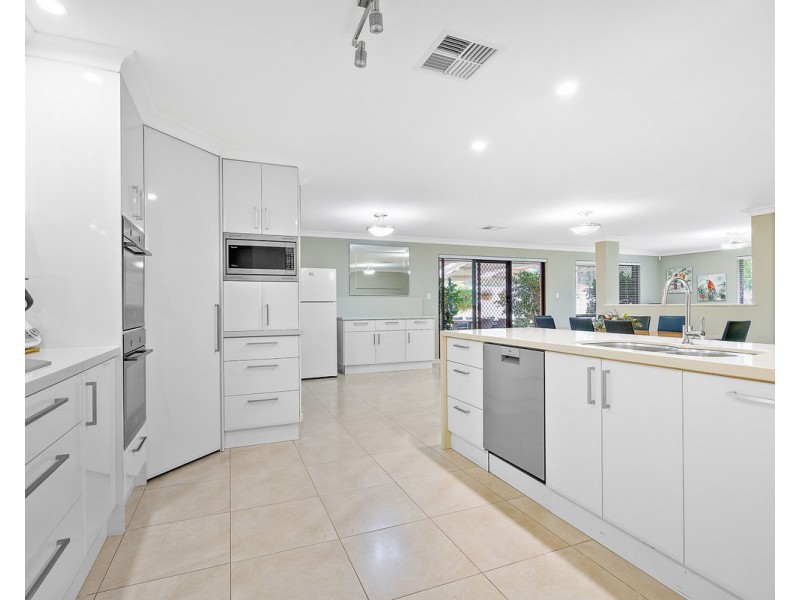 84 Brown Crescent, Seville Grove WA 6112