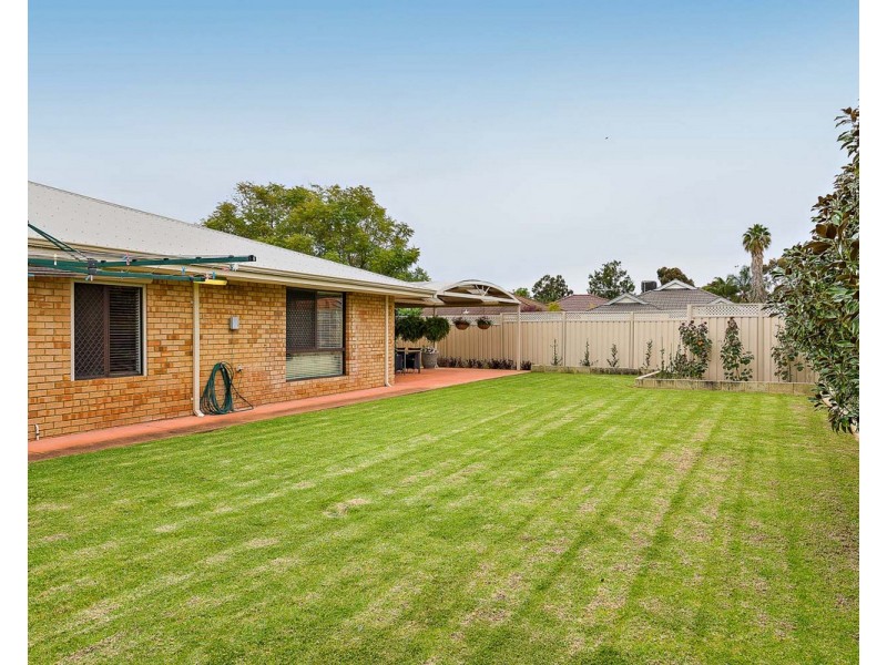 84 Brown Crescent, Seville Grove WA 6112