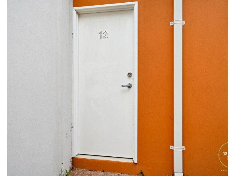 12/12 Heath Road, Kalamunda WA 6076