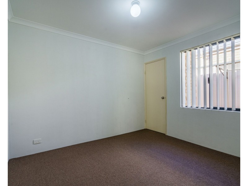 25/91 Lowanna Way, Armadale WA 6112