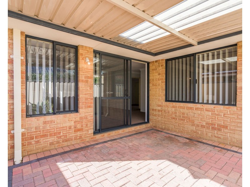 25/91 Lowanna Way, Armadale WA 6112