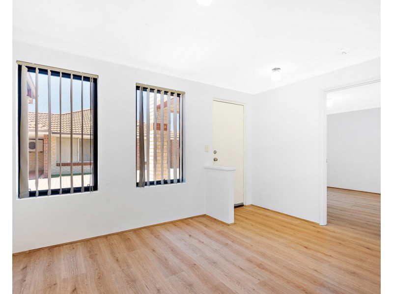 5/59 Third Avenue, Kelmscott WA 6111