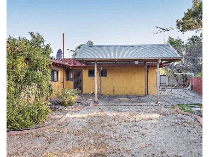1A Watling Avenue, Lynwood WA 6147