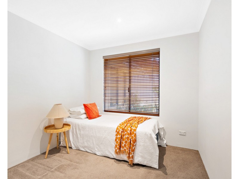 44 Oakhill Drive, Canning Vale WA 6155