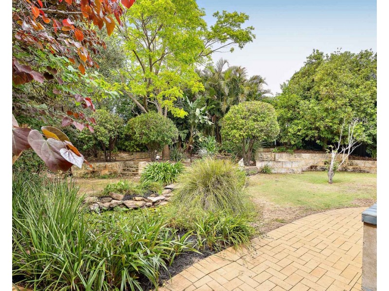 44 Oakhill Drive, Canning Vale WA 6155