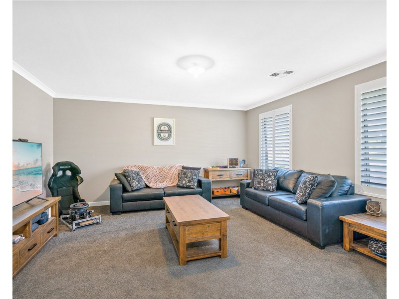 37 Meldrum Loop, Bedfordale WA 6112