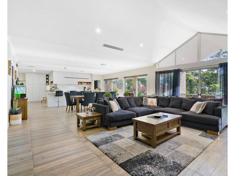 37 Meldrum Loop, Bedfordale WA 6112