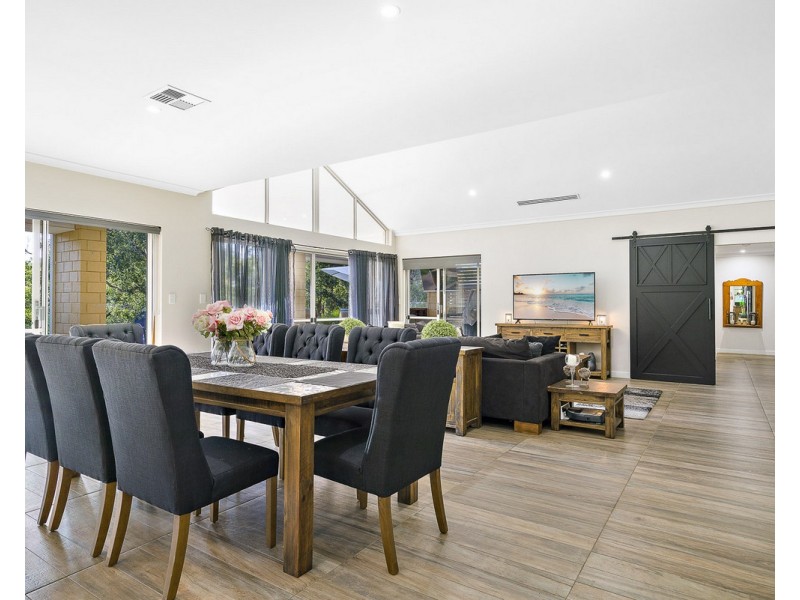 37 Meldrum Loop, Bedfordale WA 6112