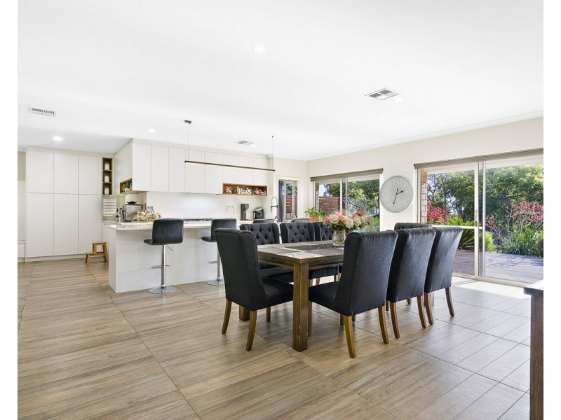 37 Meldrum Loop, Bedfordale WA 6112