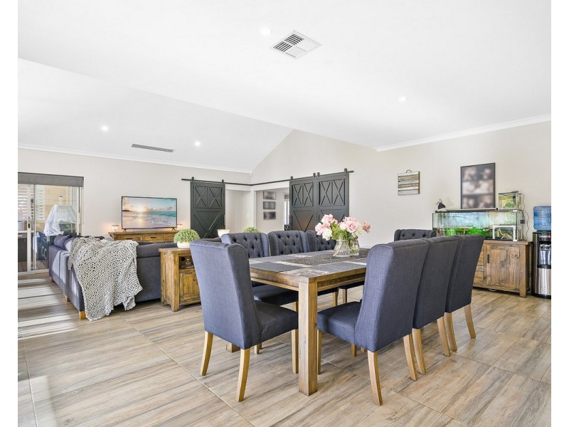 37 Meldrum Loop, Bedfordale WA 6112