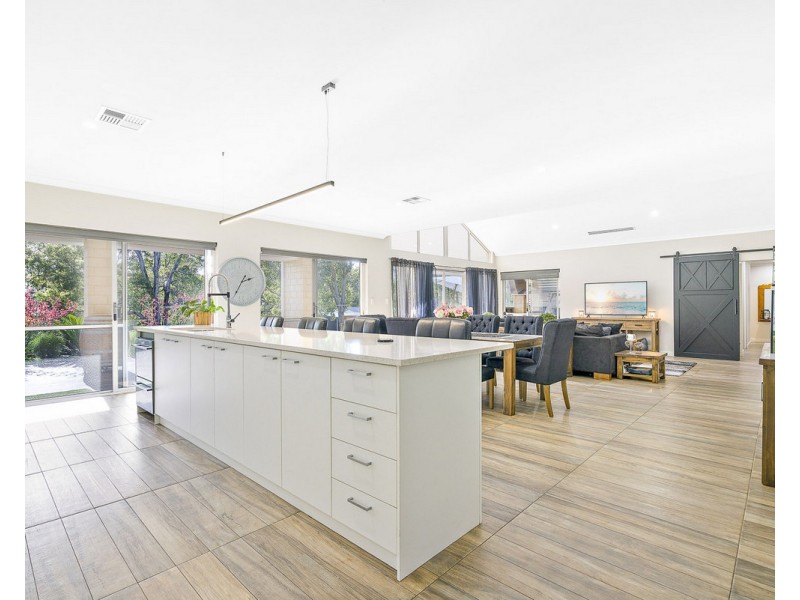 37 Meldrum Loop, Bedfordale WA 6112