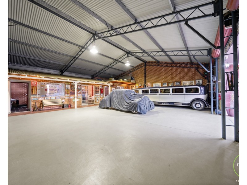 6 Blackburn Street, Maddington WA 6109