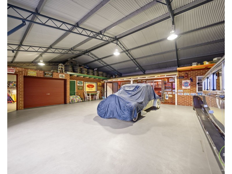 6 Blackburn Street, Maddington WA 6109