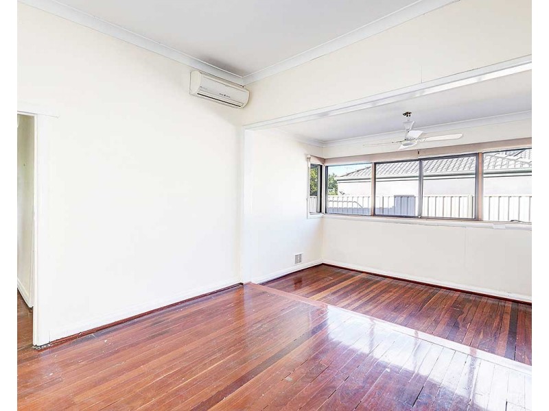 1/138 Renou Street, East Cannington WA 6107