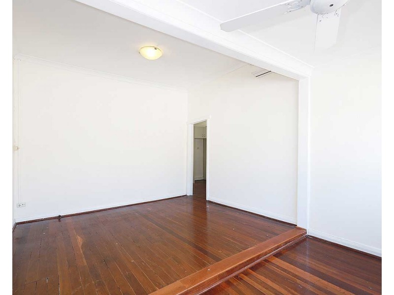 1/138 Renou Street, East Cannington WA 6107