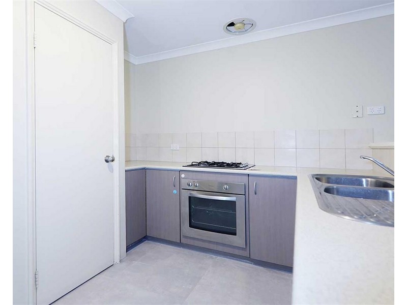 9/65 Little John Road, Armadale WA 6112