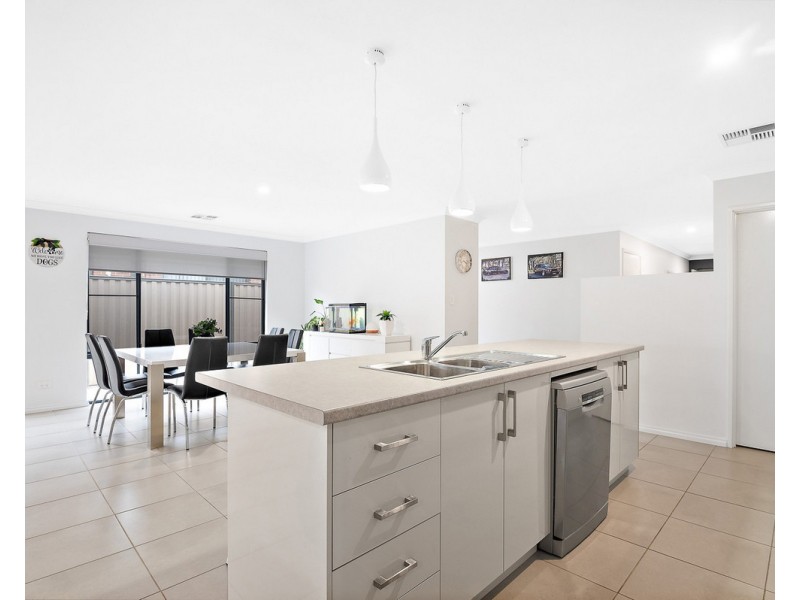 3 Haywire Avenue, Whitby WA 6123
