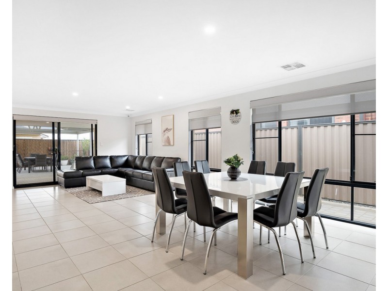 3 Haywire Avenue, Whitby WA 6123