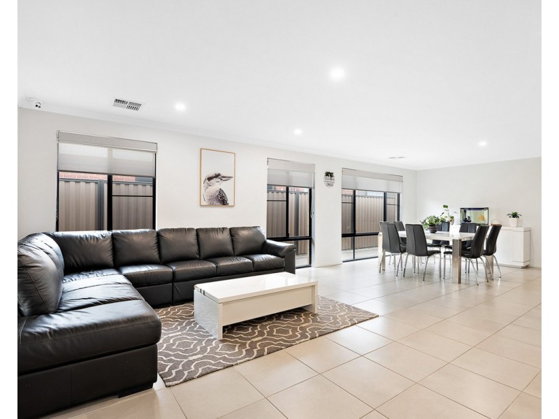3 Haywire Avenue, Whitby WA 6123