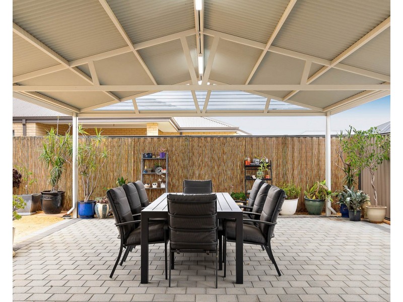 3 Haywire Avenue, Whitby WA 6123