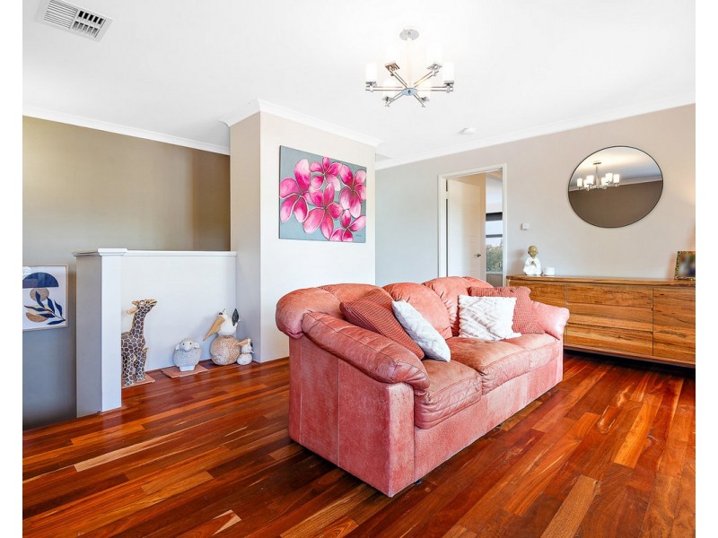 10 Flello Rise, Bedfordale WA 6112