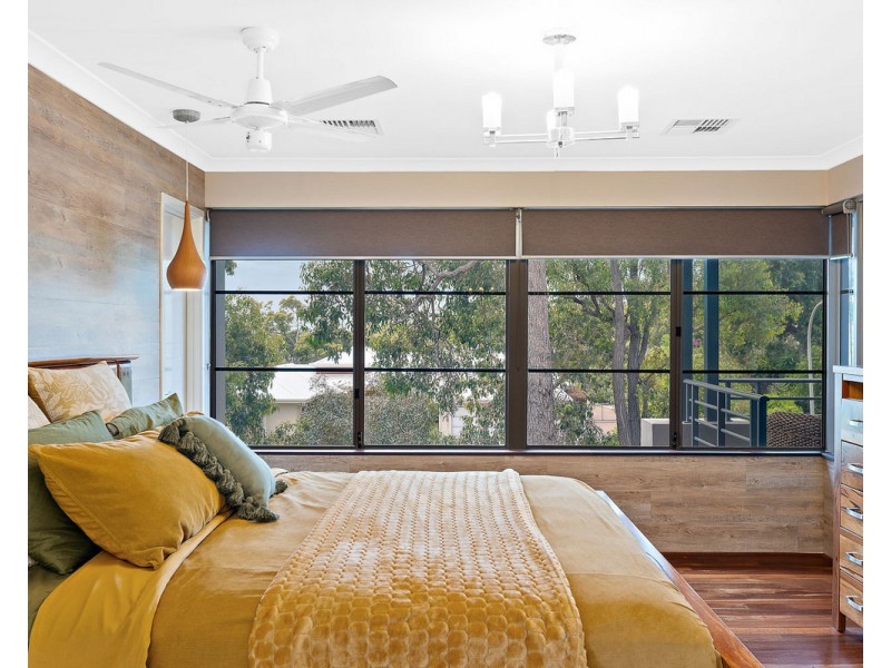 10 Flello Rise, Bedfordale WA 6112