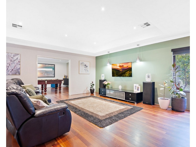 10 Flello Rise, Bedfordale WA 6112