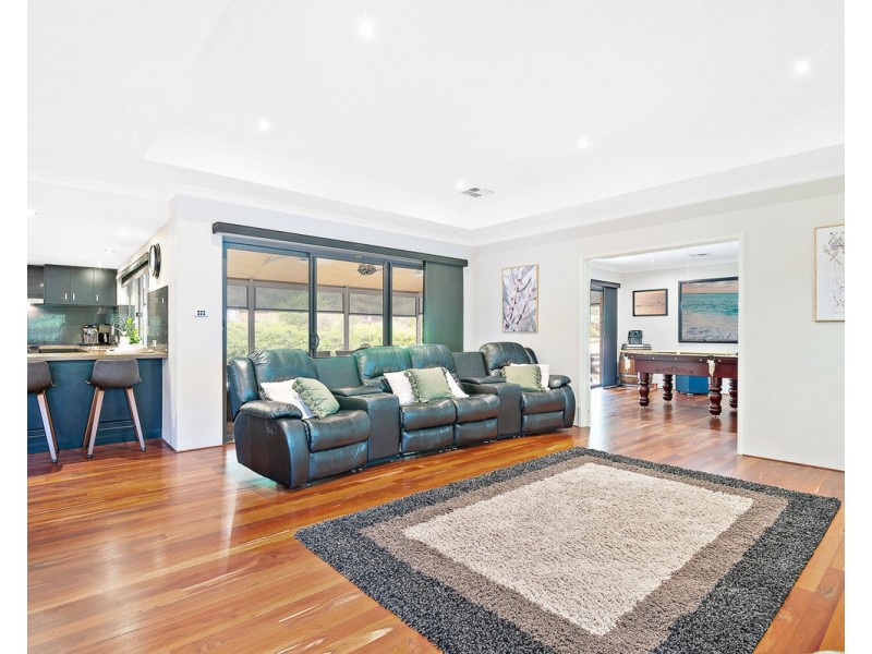 10 Flello Rise, Bedfordale WA 6112