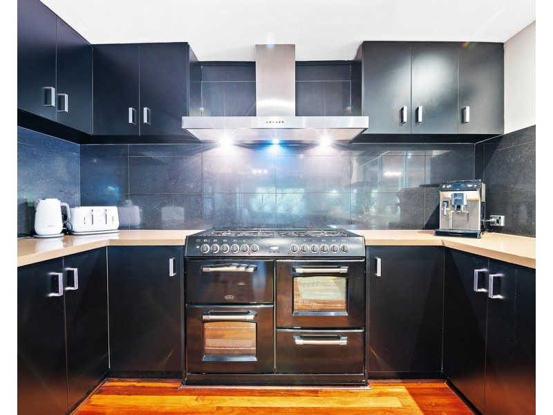 10 Flello Rise, Bedfordale WA 6112