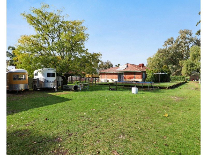 269 Eleventh Road, Hilbert WA 6112