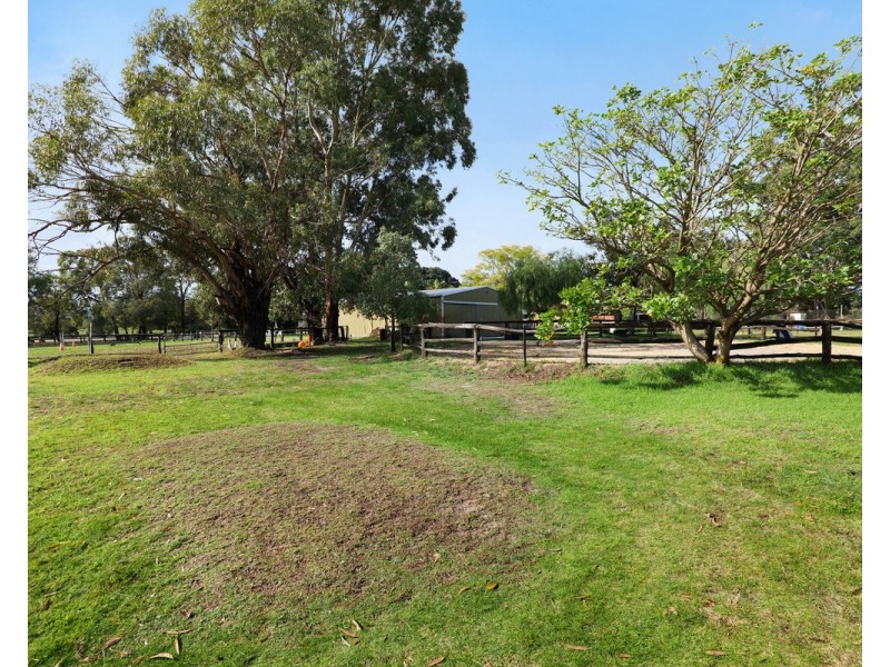 269 Eleventh Road, Hilbert WA 6112