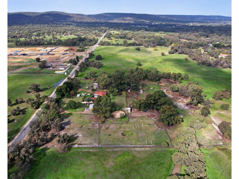 269 Eleventh Road, Hilbert WA 6112