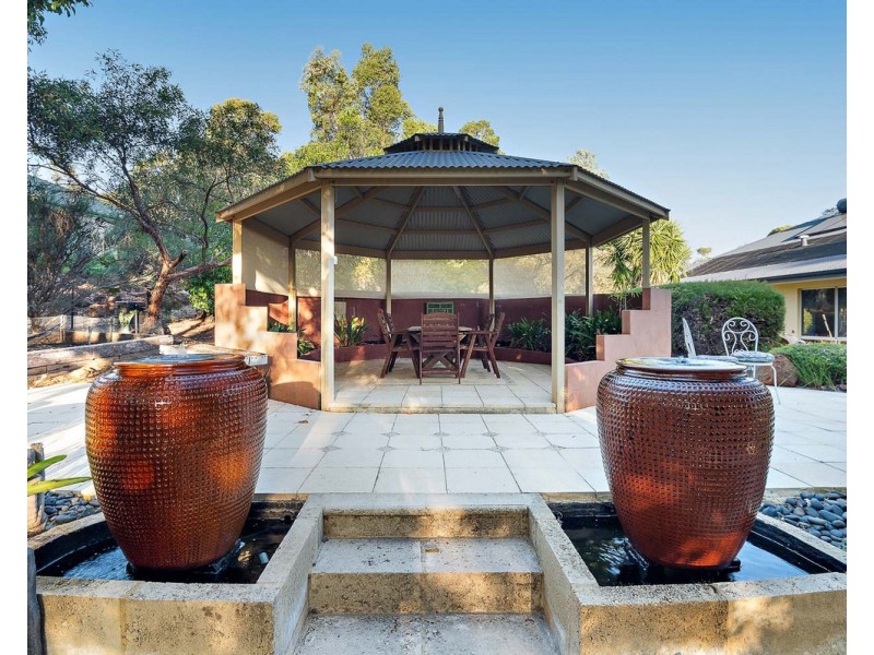 7 Sewell Street, Bedfordale WA 6112