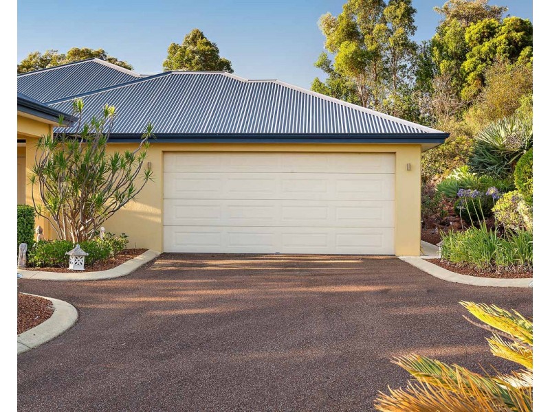 7 Sewell Street, Bedfordale WA 6112