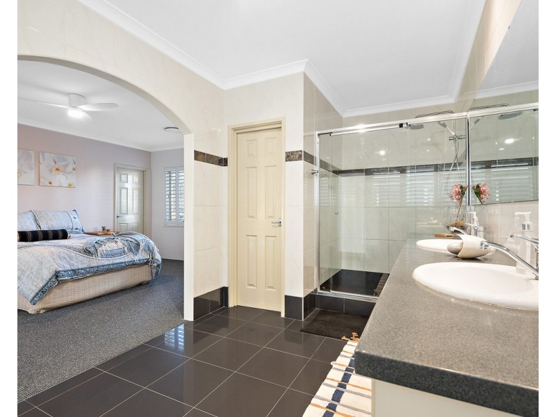 7 Sewell Street, Bedfordale WA 6112