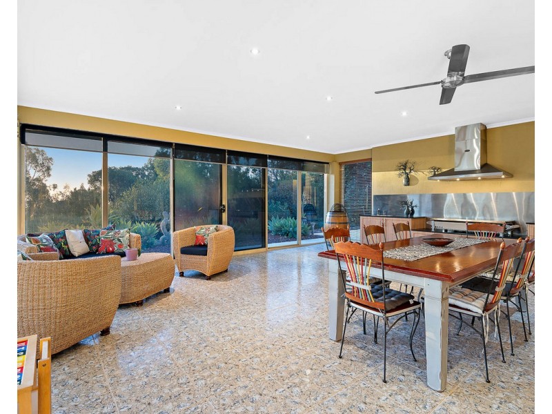 7 Sewell Street, Bedfordale WA 6112