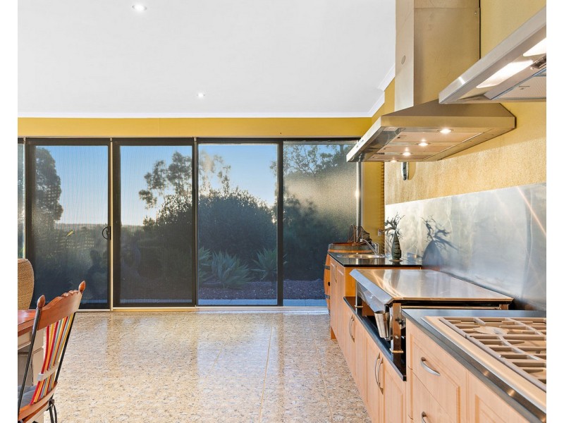 7 Sewell Street, Bedfordale WA 6112