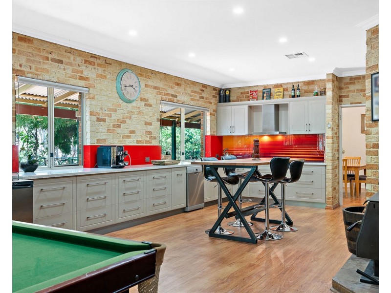 53 Versteeg Grove, Martin WA 6110