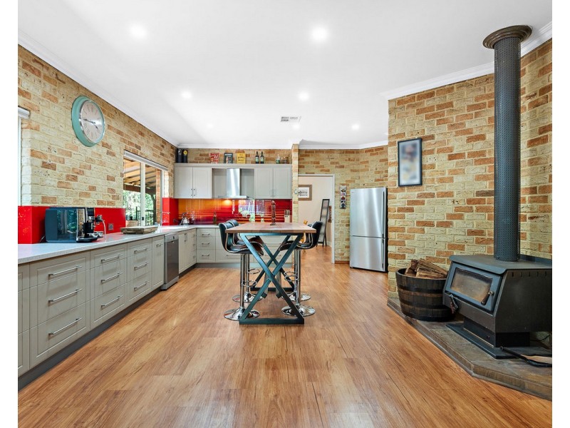 53 Versteeg Grove, Martin WA 6110