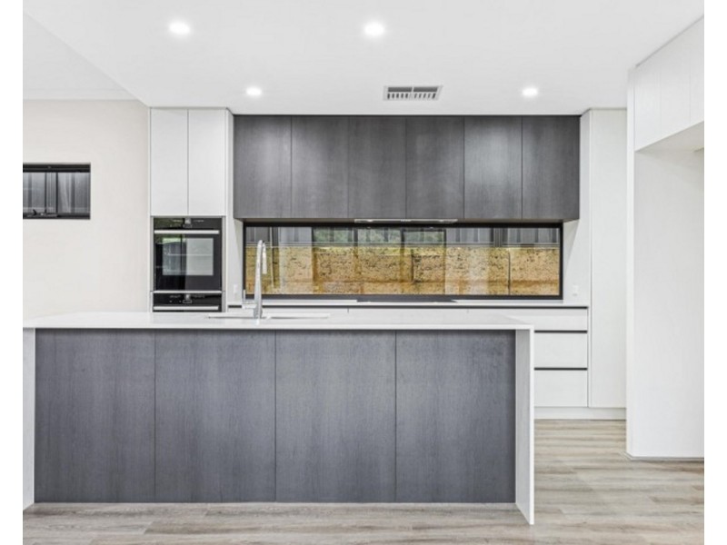 49 Onyx Road, Mount Richon WA 6112